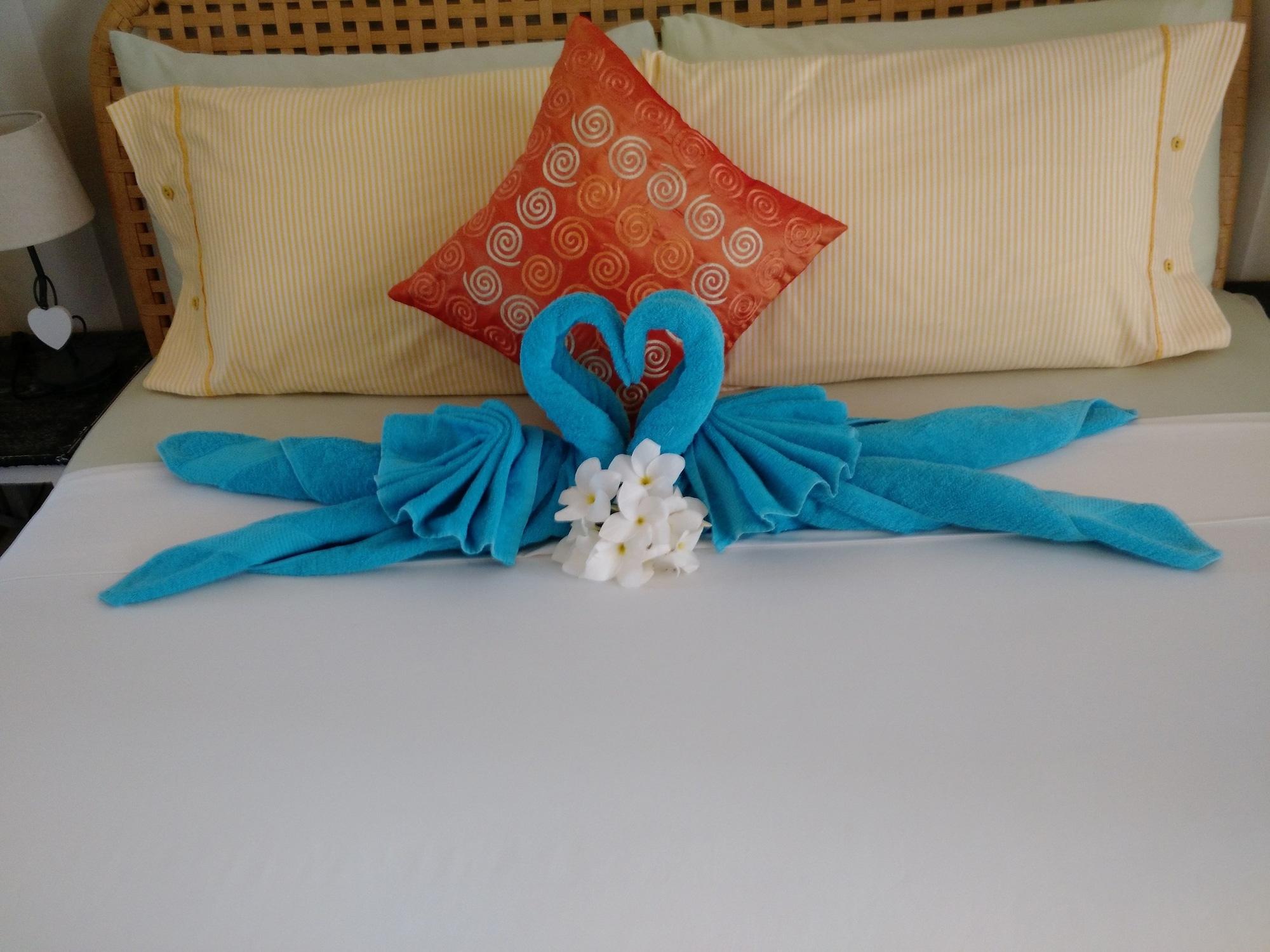 Karibu Aruba Boutique Hotel Palm Beach ภายนอก รูปภาพ